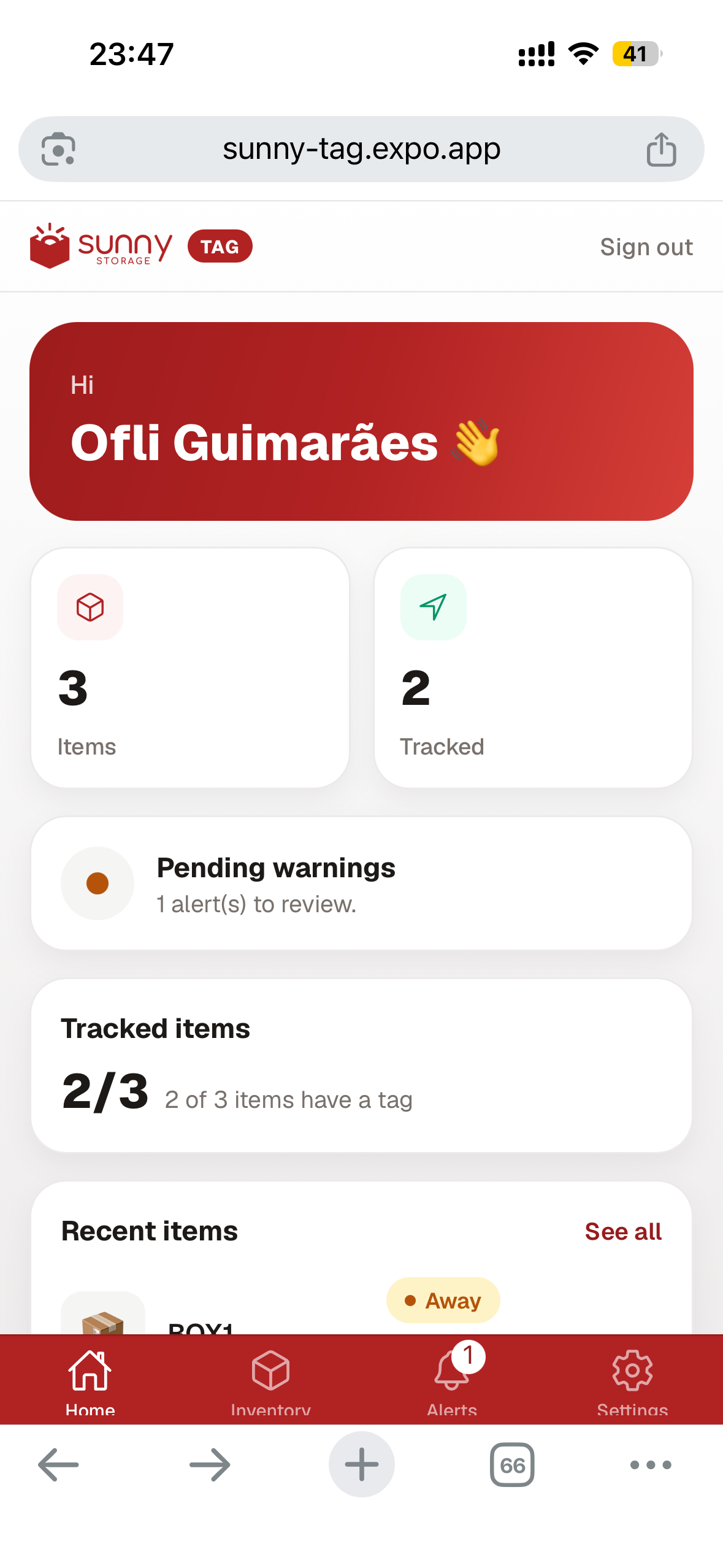 Sunny Tag app home screen showing tracked items and pending alerts